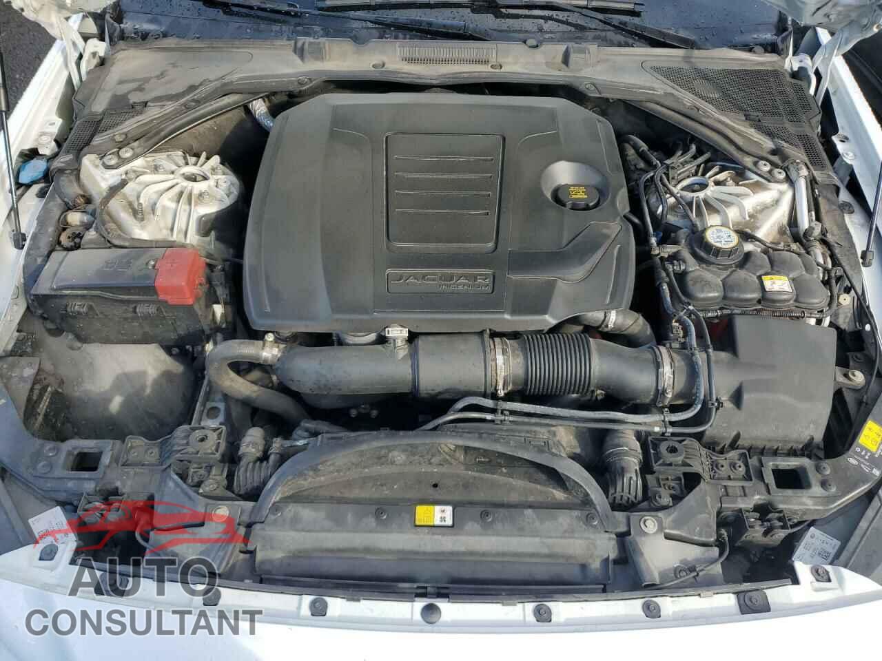 JAGUAR XE 2019 - SAJAR4FX4KCP48422
