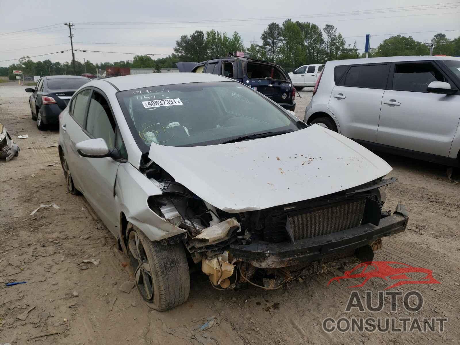 KIA FORTE 2018 - 3KPFL4A77JE195222