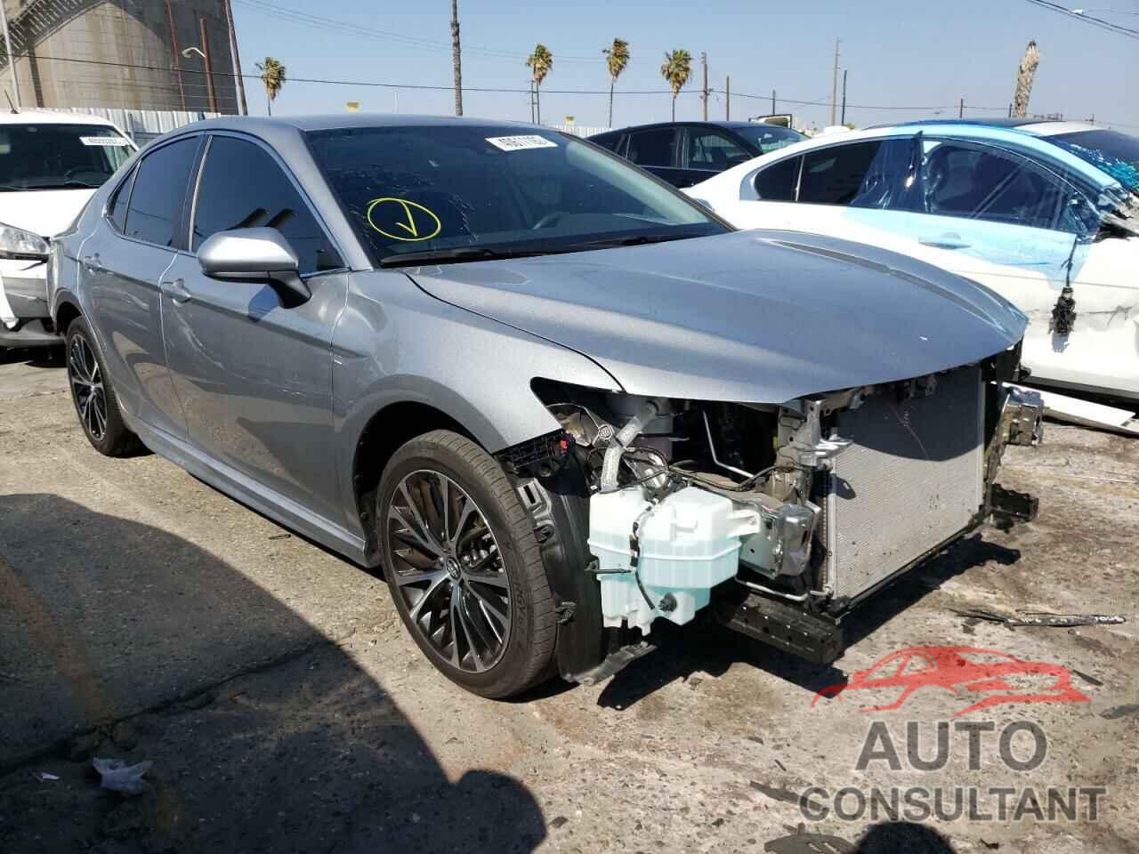 TOYOTA CAMRY 2020 - 4T1G11AK3LU858007