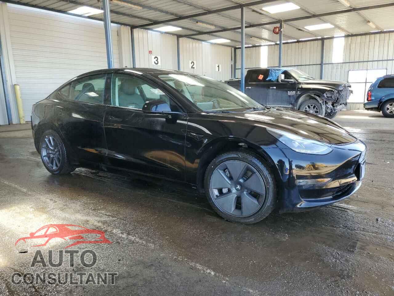 TESLA MODEL 3 2023 - 5YJ3E1EA7PF453467