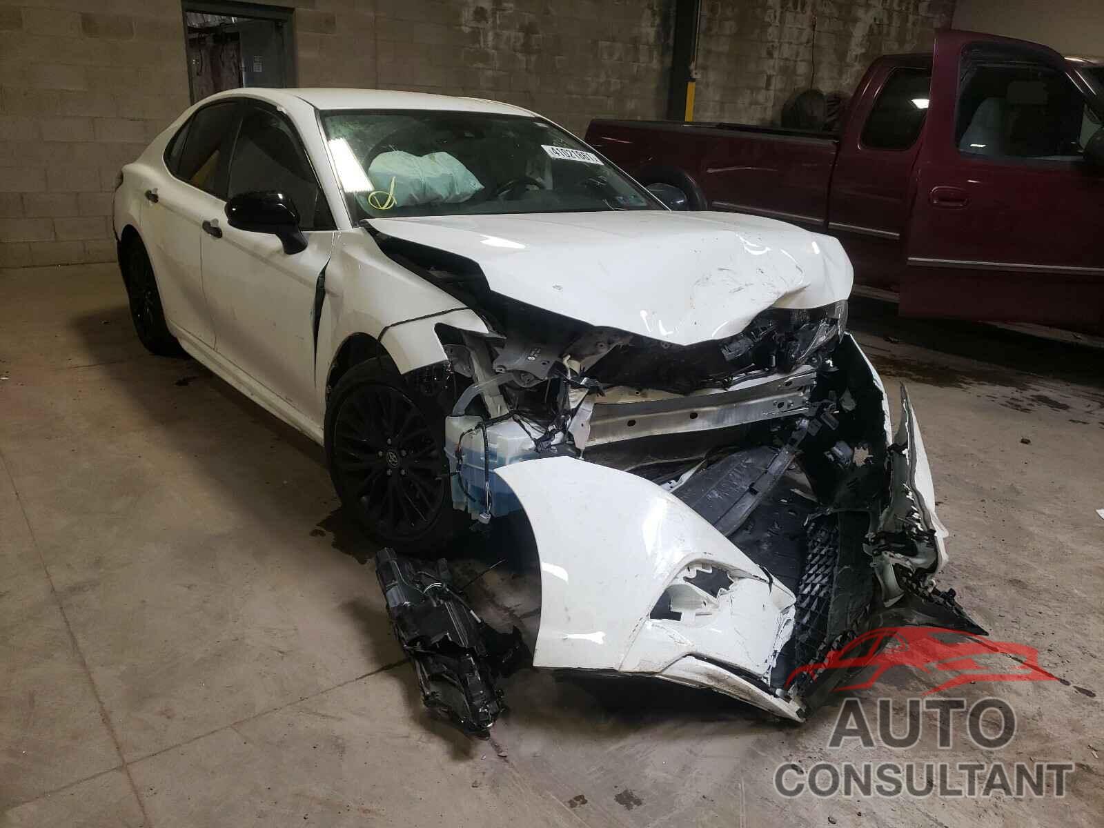 TOYOTA CAMRY 2019 - 4T1B11HK6KU283707