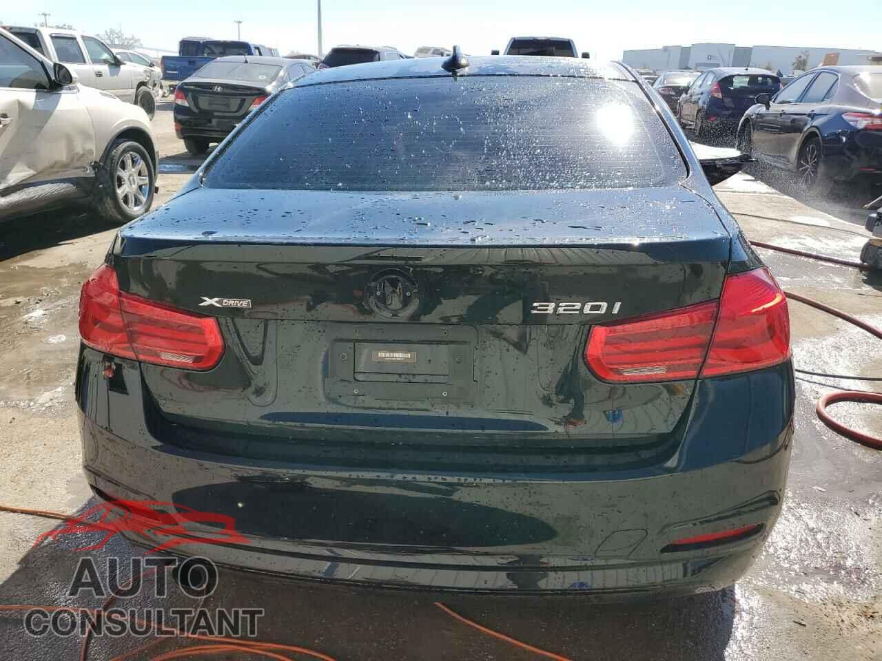 BMW 3 SERIES 2017 - WBA8A3C31HA067247