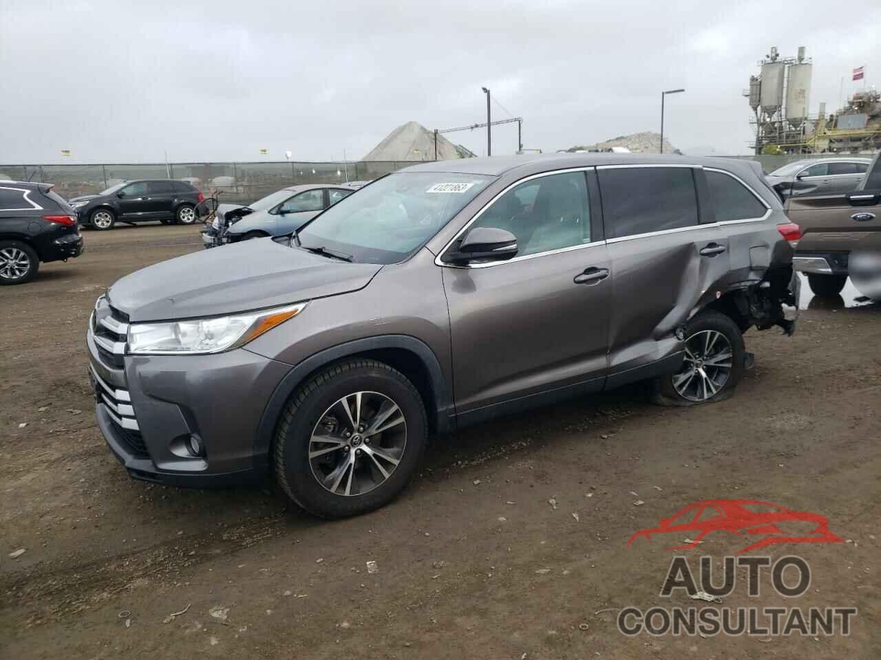 TOYOTA HIGHLANDER 2019 - 5TDZZRFH8KS297792