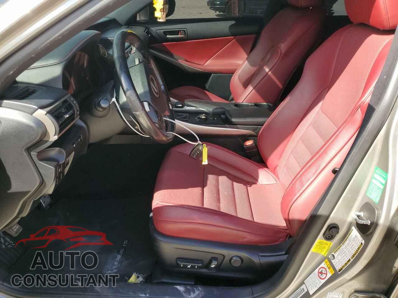 LEXUS IS 2017 - JTHBA1D28H5051198