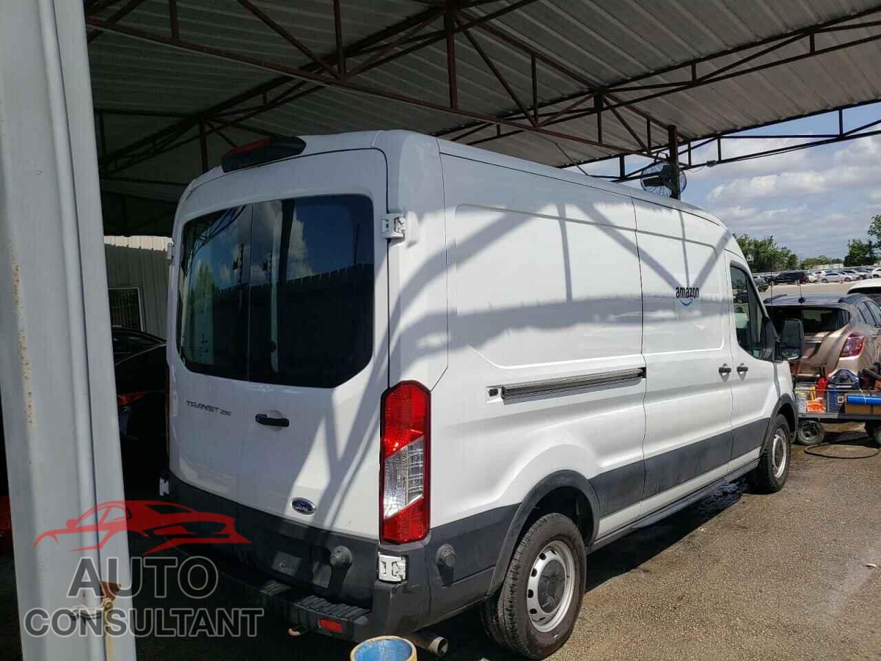 FORD TRANSIT CO 2020 - 1FTBR1C8XLKA07360