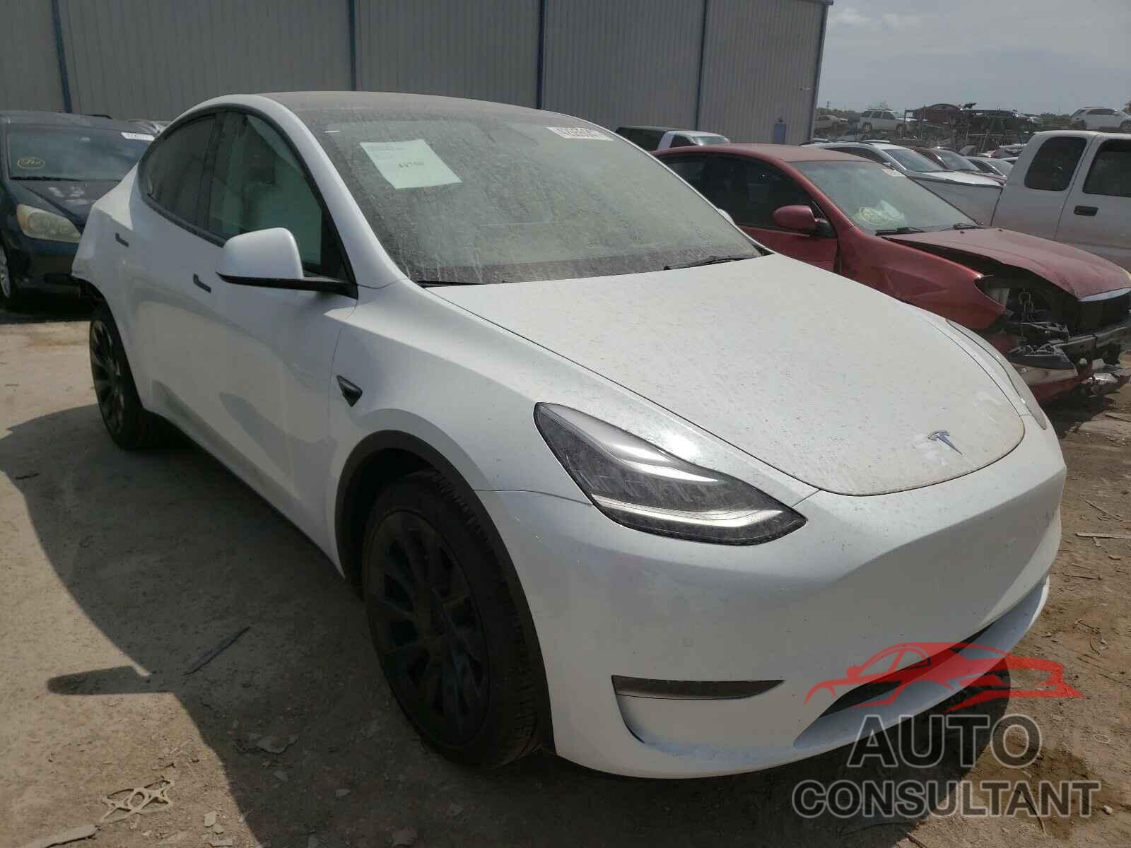 TESLA MODEL Y 2021 - 5YJYGDEE0MF083012