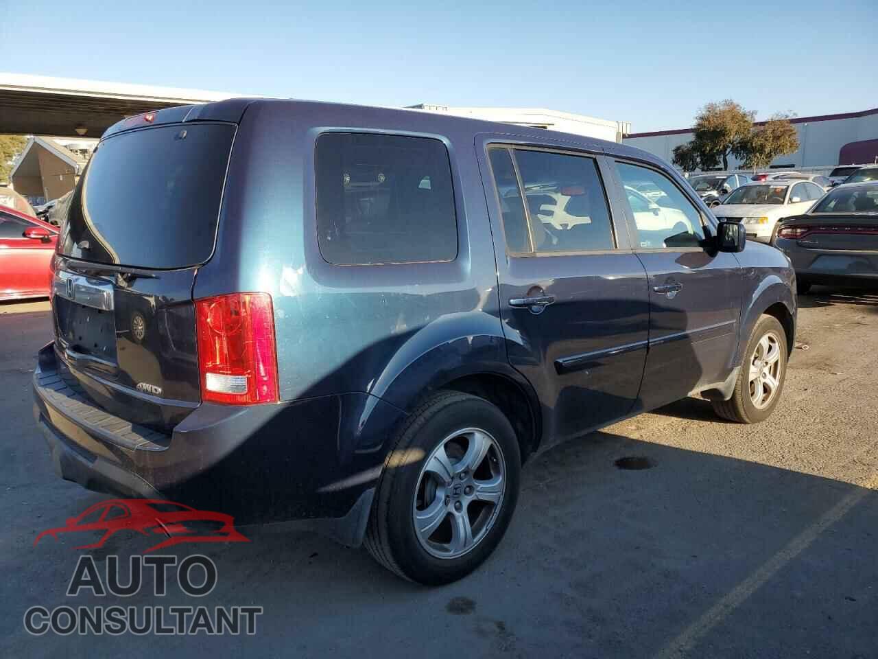 HONDA PILOT 2012 - 5FNYF4H55CB021781