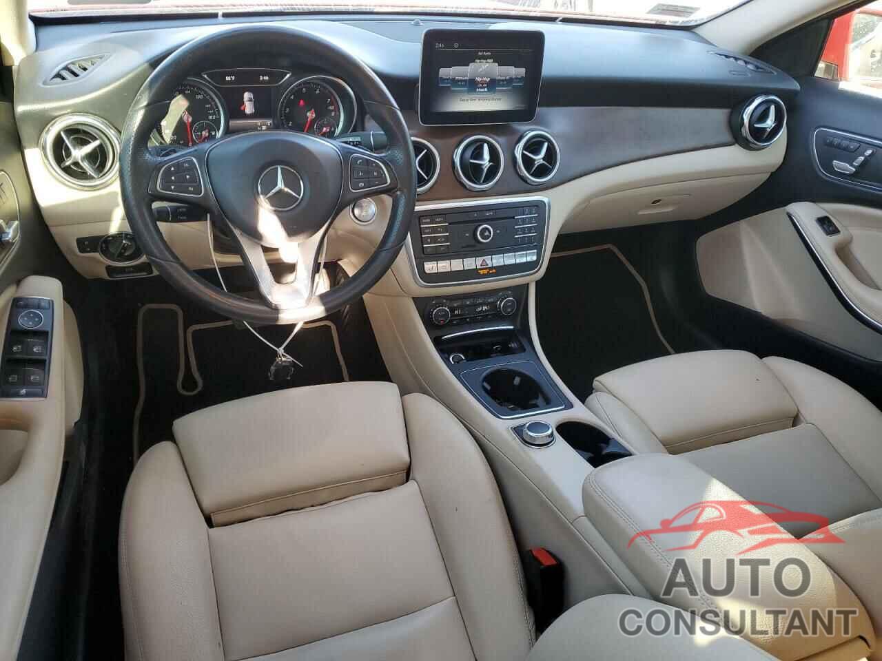MERCEDES-BENZ GLA-CLASS 2018 - WDCTG4GB5JJ531157