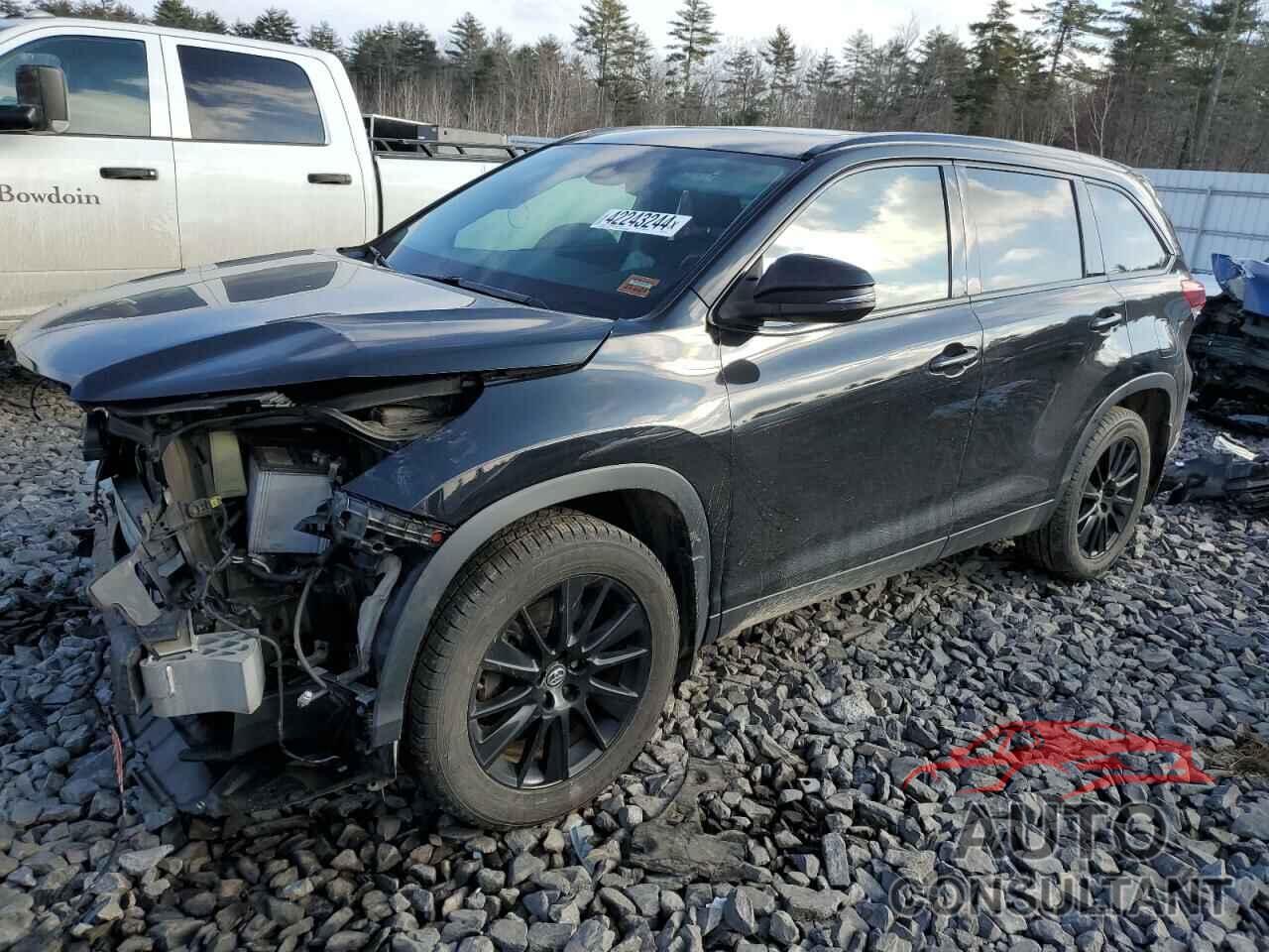 TOYOTA HIGHLANDER 2019 - 5TDJZRFH6KS977705