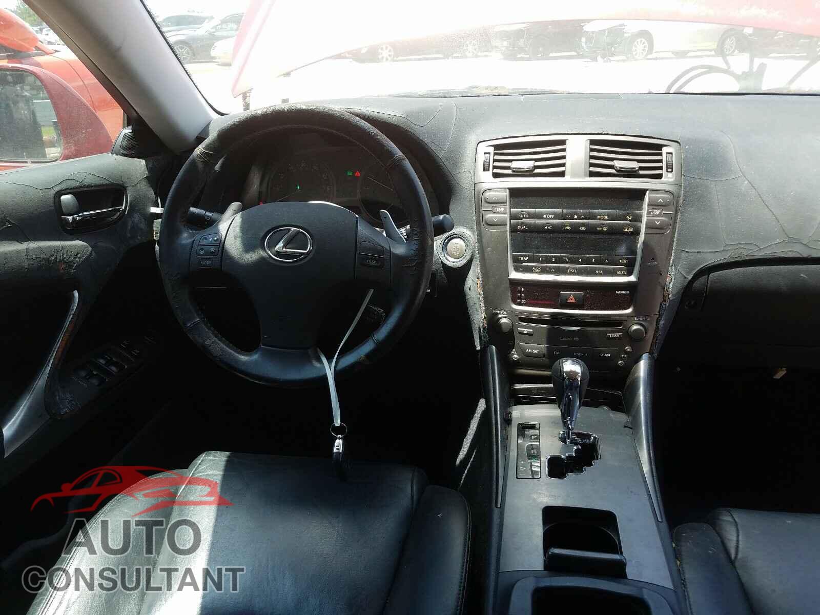LEXUS IS 2006 - JTHBK262165011512