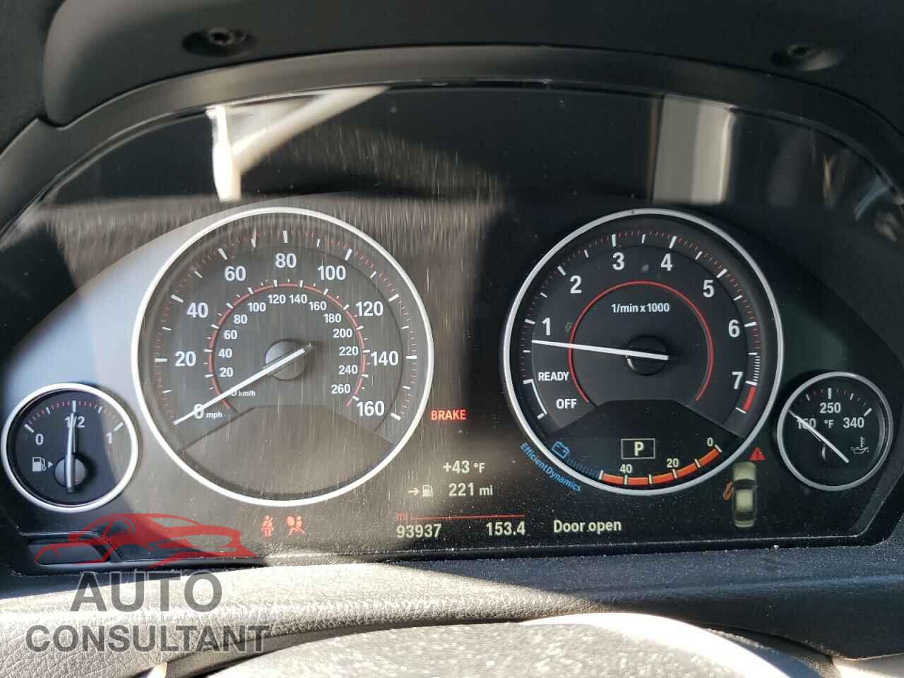 BMW 3 SERIES 2016 - WBA8E3G50GNT78286