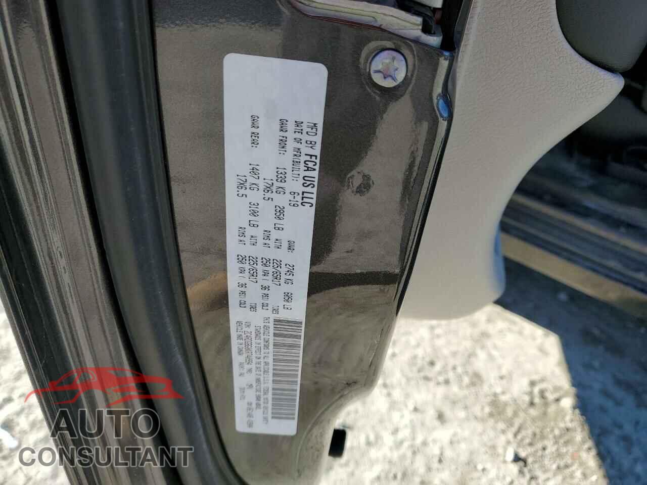DODGE CARAVAN 2019 - 2C4RDGBG0KR740994