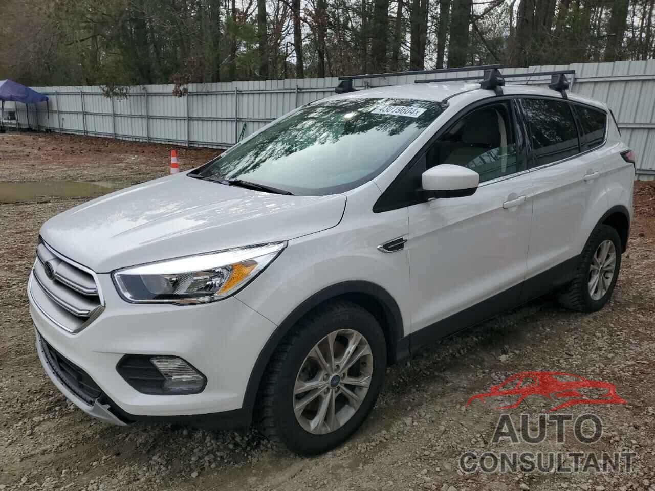 FORD ESCAPE 2017 - 1FMCU0G9XHUD29746