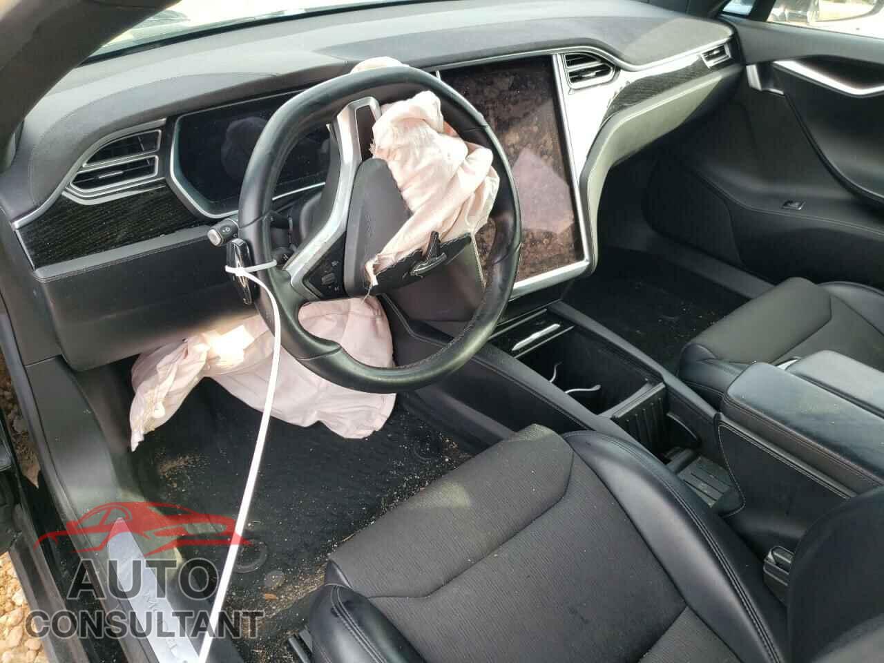 TESLA MODEL S 2017 - 5YJSA1E26HF204157