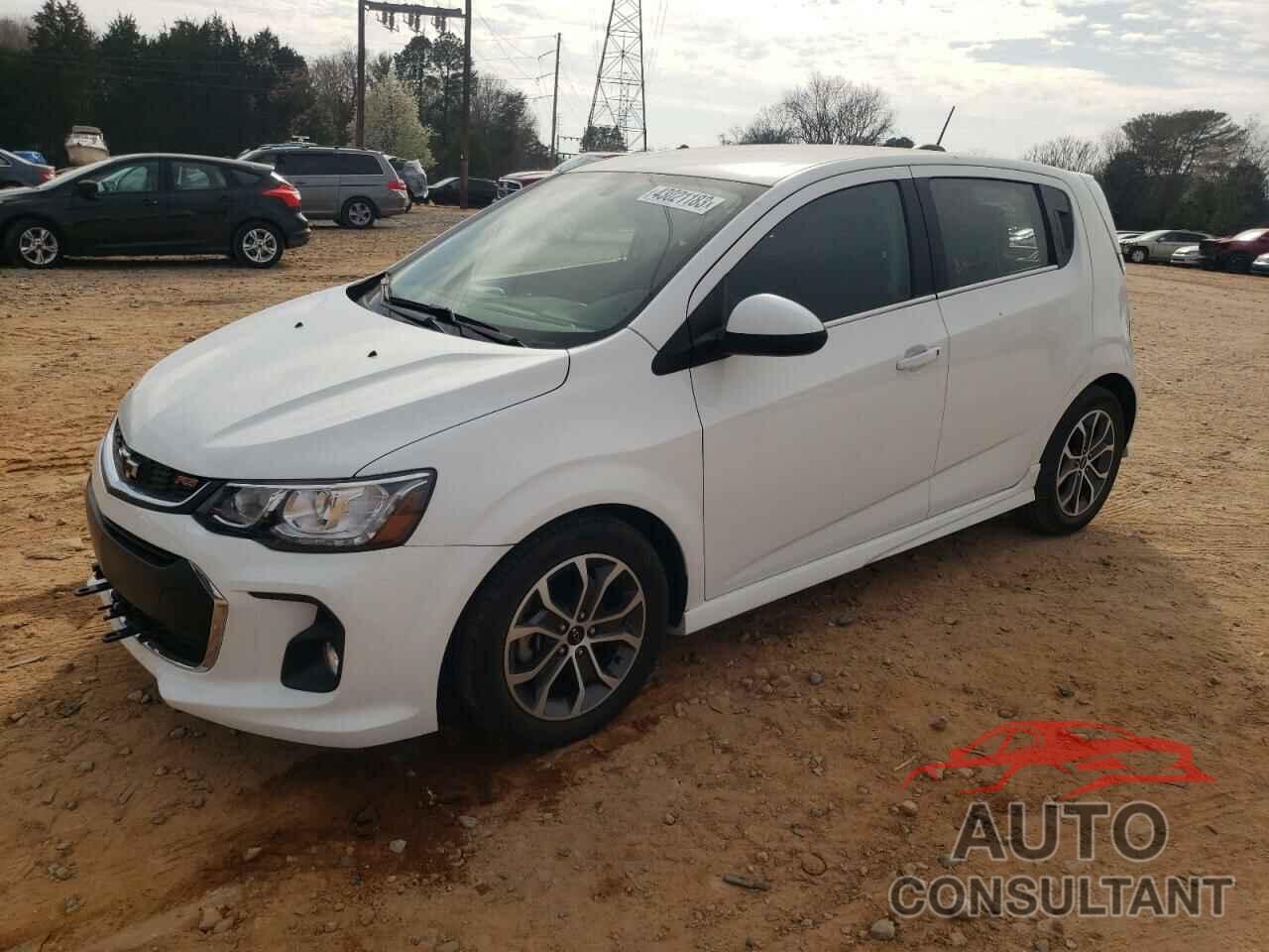 CHEVROLET SONIC 2018 - 1G1JD6SH2J4119055