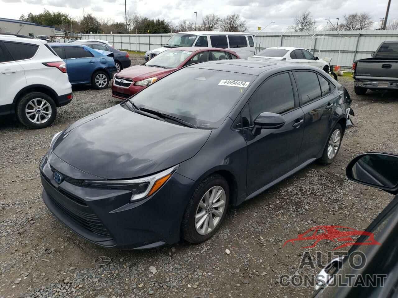 TOYOTA COROLLA 2023 - JTDBDMHE5P3007202