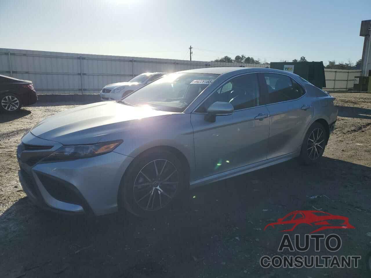 TOYOTA CAMRY 2022 - 4T1G11AK1NU036910
