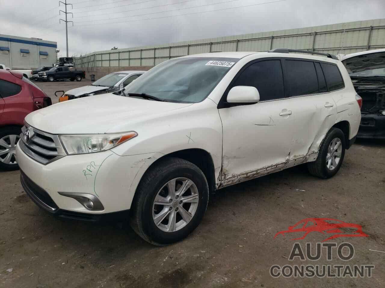 TOYOTA HIGHLANDER 2013 - 5TDBK3EH8DS245019