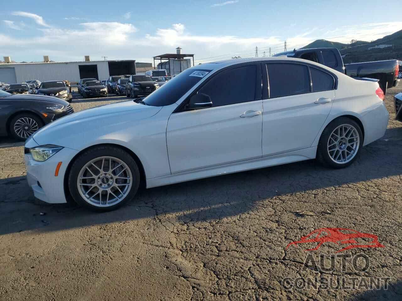 BMW 3 SERIES 2017 - WBA8B3G31HNU35930