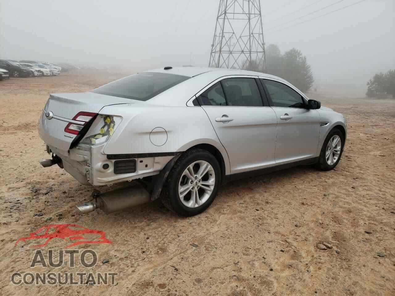 FORD TAURUS 2018 - 1FAHP2D80JG102875