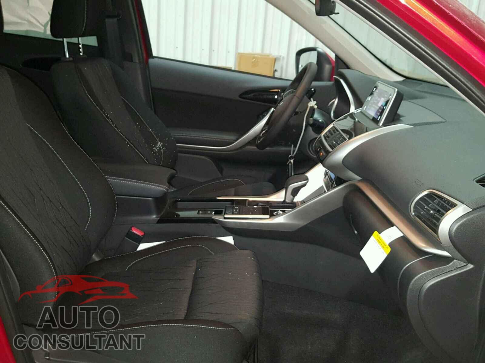 MITSUBISHI ECLIPSE CROSS SE 2018 - JA4AT5AA8JZ038115