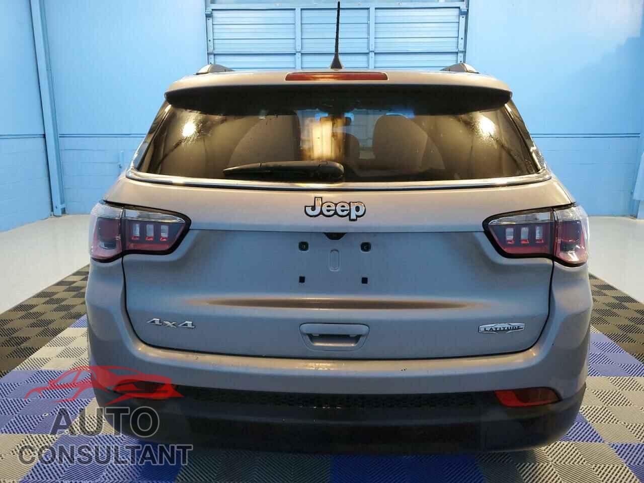 JEEP COMPASS 2019 - 3C4NJDBB8KT735680