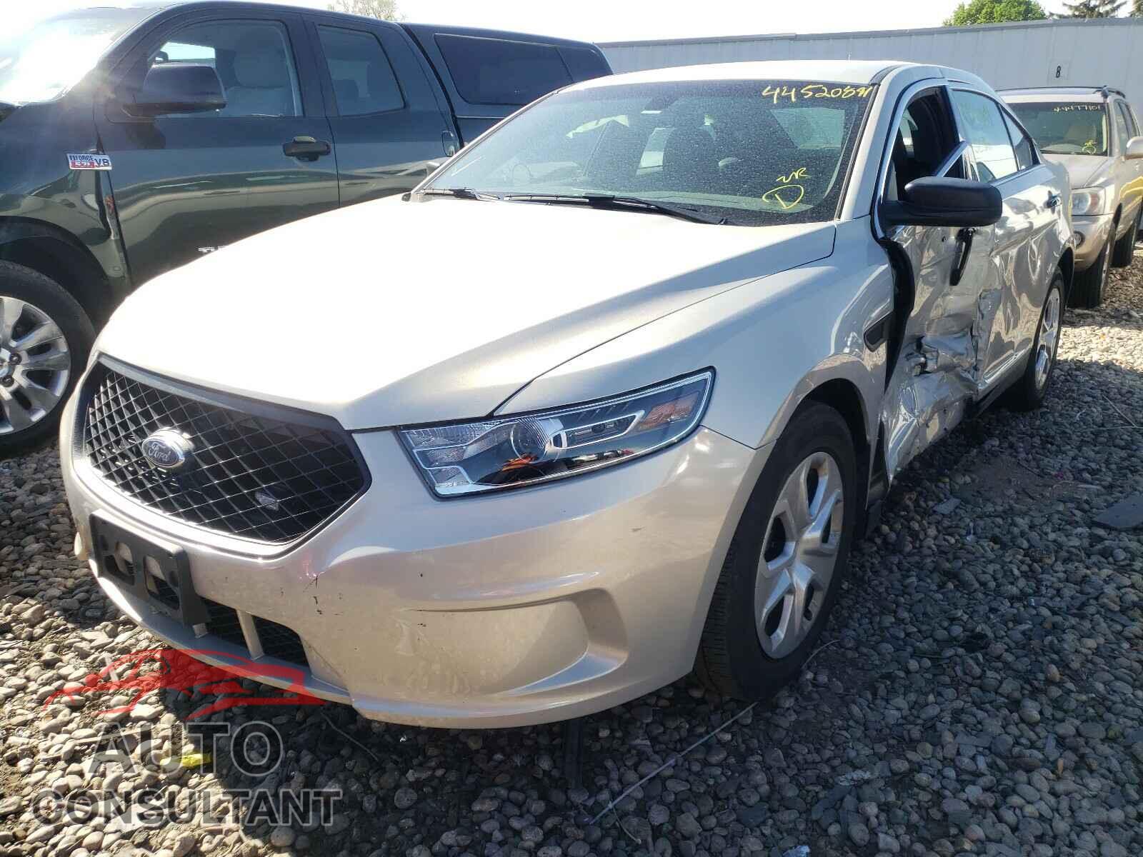 FORD TAURUS 2016 - 1FAHP2MK2GG111971