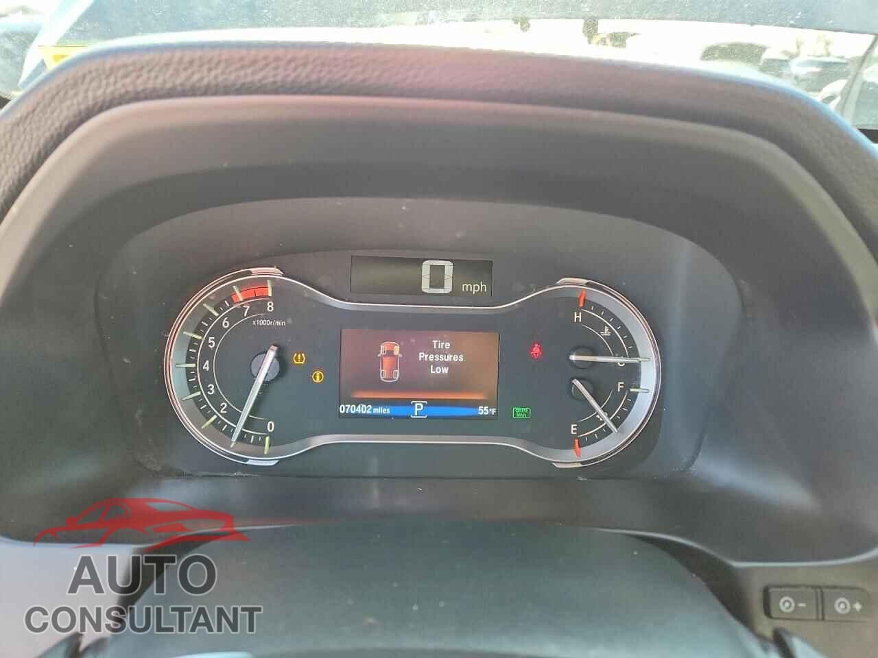 HONDA PILOT 2017 - 5FNYF6H34HB080936