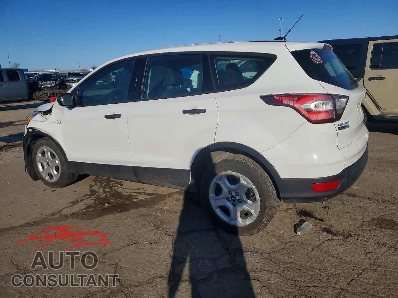 FORD ESCAPE 2017 - 1FMCU0F73HUB49766