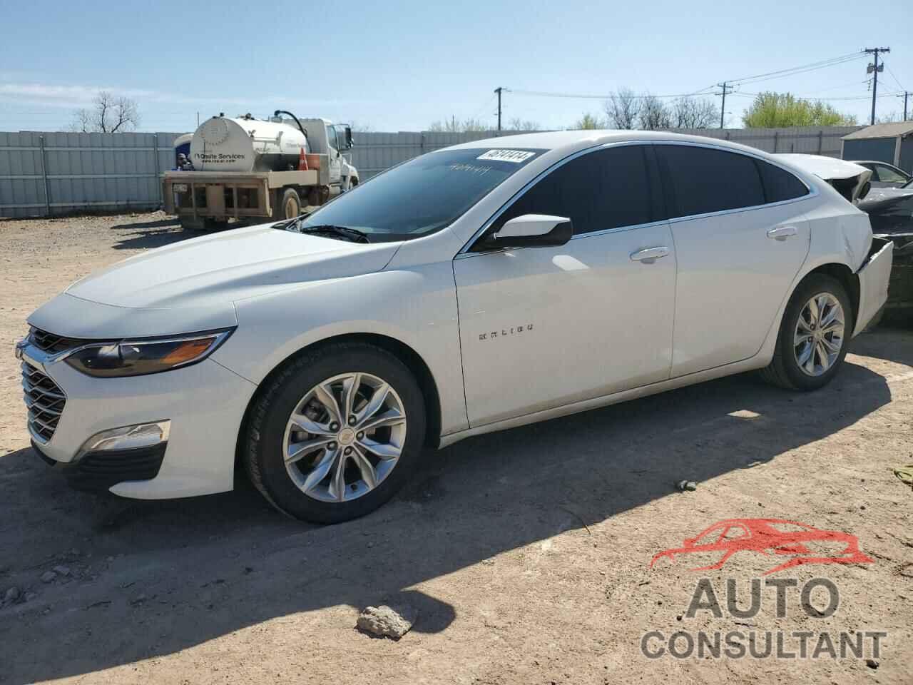 CHEVROLET MALIBU 2020 - 1G1ZD5STXLF078036