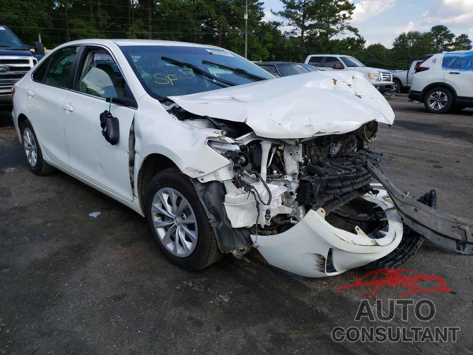TOYOTA CAMRY 2016 - 4T4BF1FK8GR558706