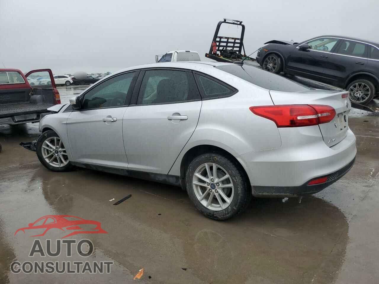 FORD FOCUS 2017 - 1FADP3F29HL222608