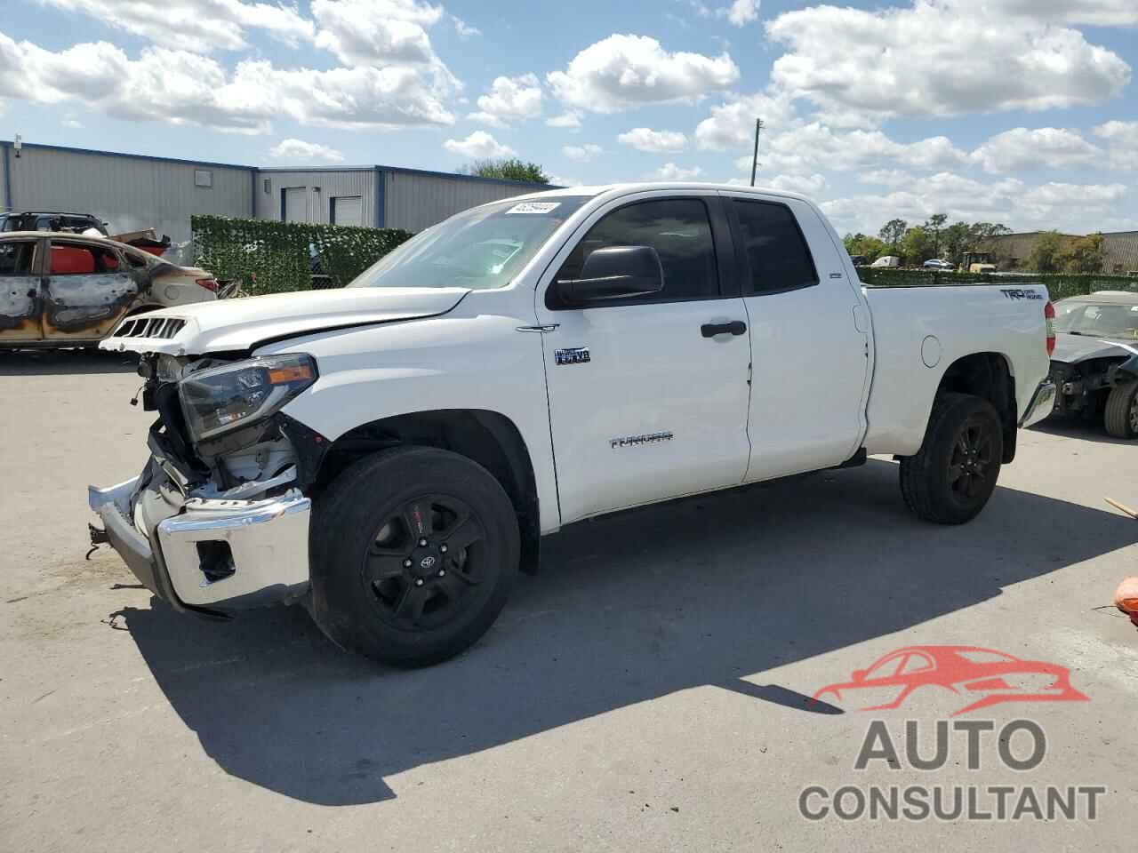 TOYOTA TUNDRA 2020 - 5TFRY5F18LX258016