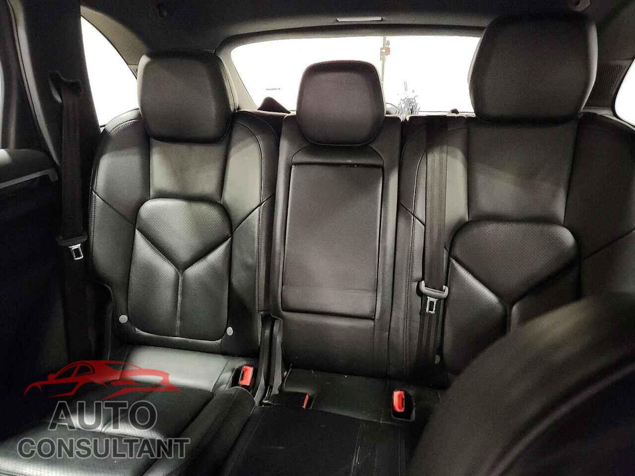 PORSCHE CAYENNE 2012 - WP1AA2A26CLA08974