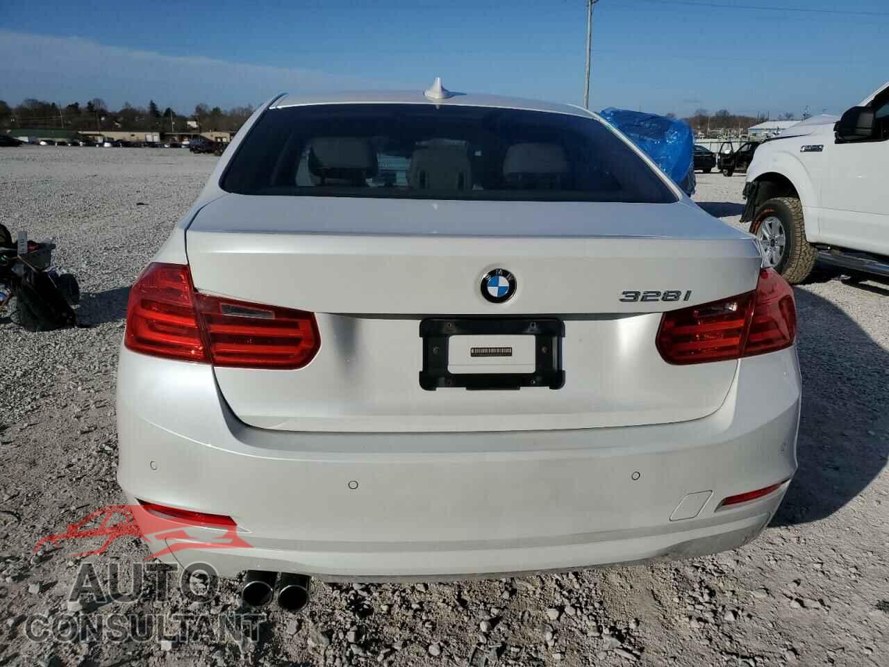 BMW 3 SERIES 2013 - WBA3A5G53DNP24490
