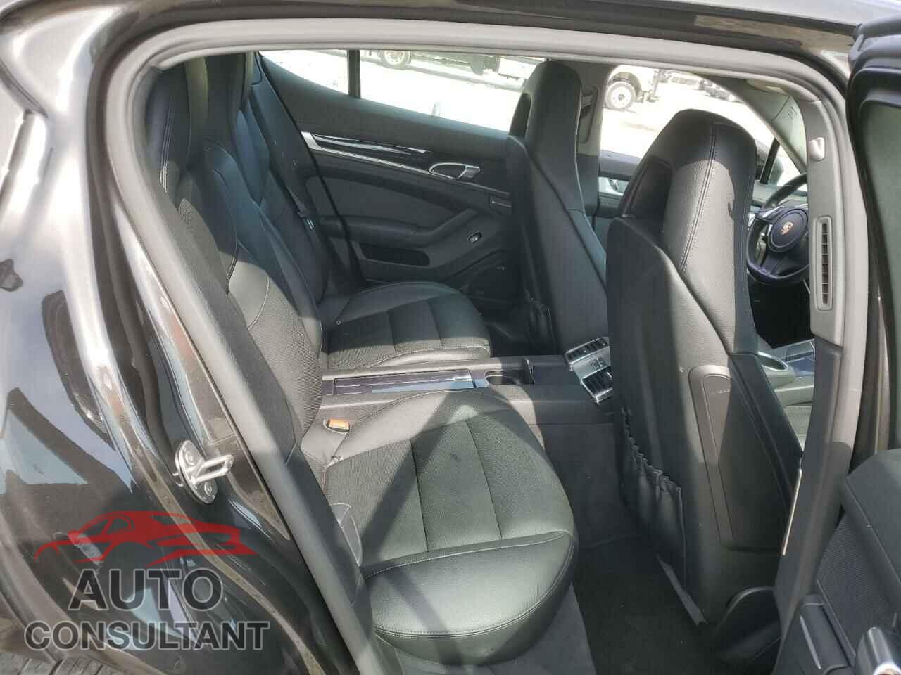 PORSCHE PANAMERA 2014 - WP0AA2A75EL006004