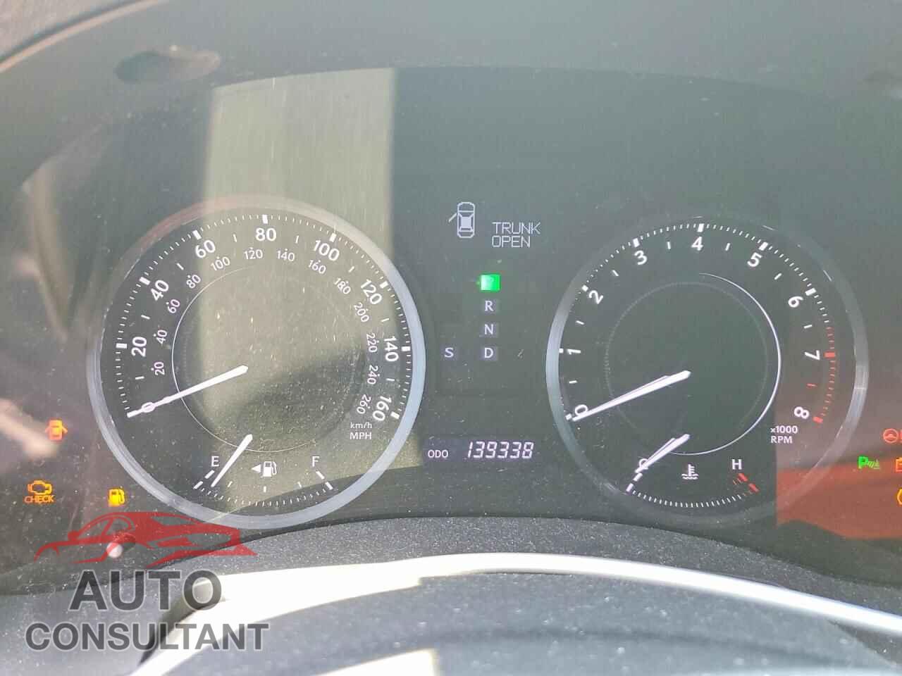 LEXUS IS 2012 - JTHFF2C22C2524520