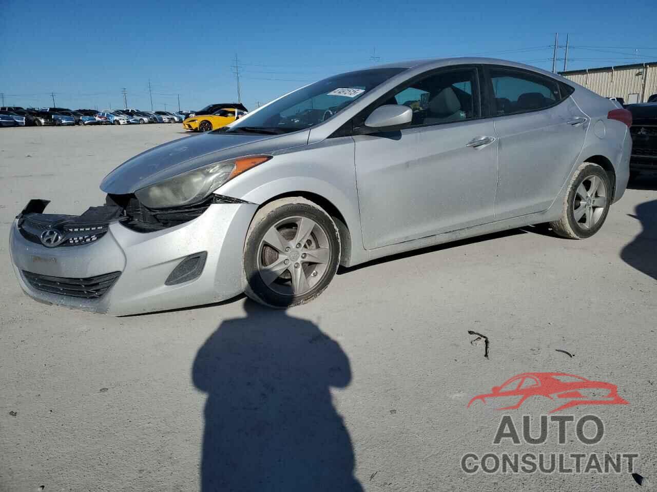 HYUNDAI ELANTRA 2011 - KMHDH4AE0BU127625
