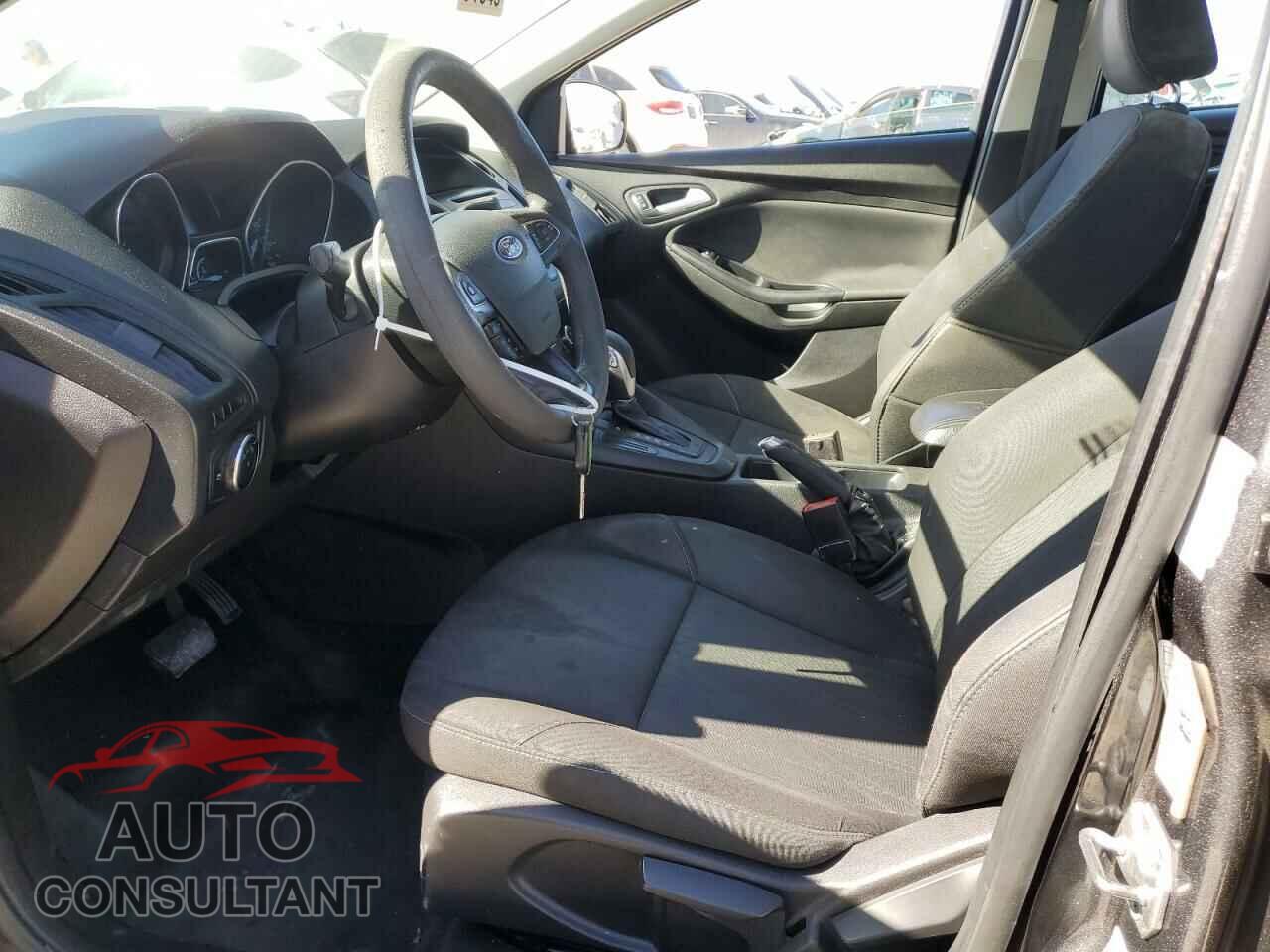 FORD FOCUS 2017 - 1FADP3F22HL247138
