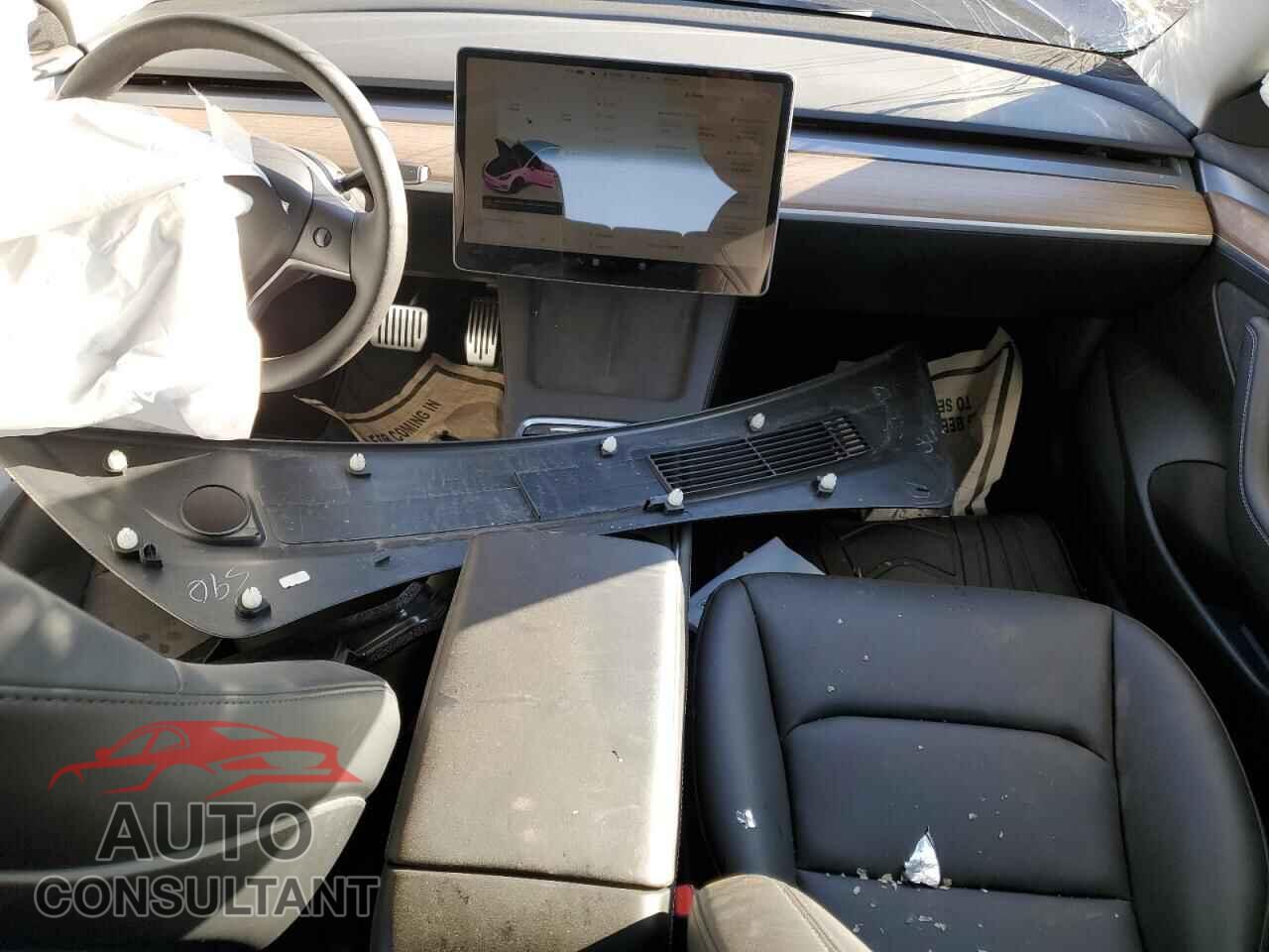 TESLA MODEL 3 2023 - 5YJ3E1EA6PF484077