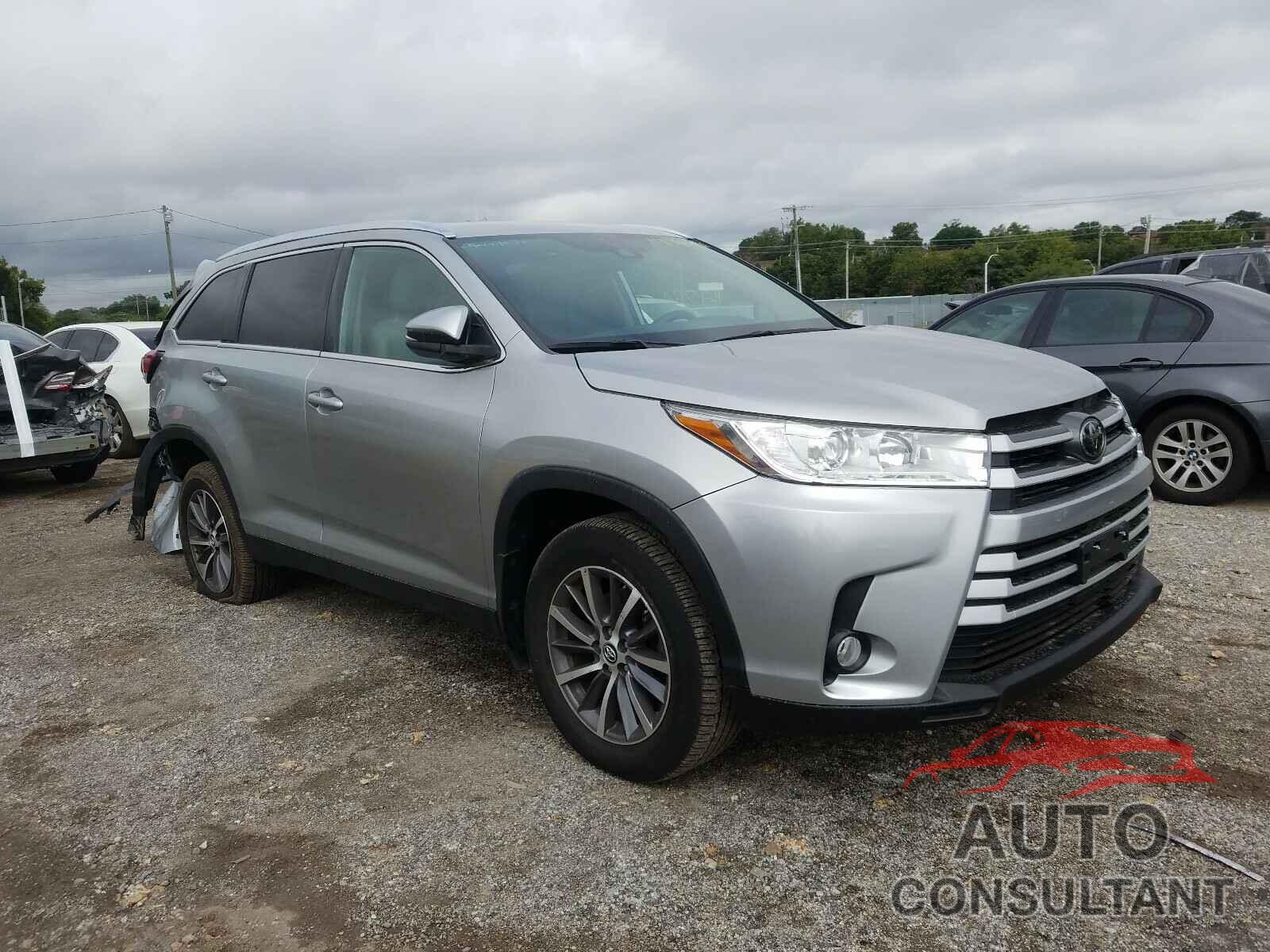 TOYOTA HIGHLANDER 2019 - 5TDJZRFH8KS578665