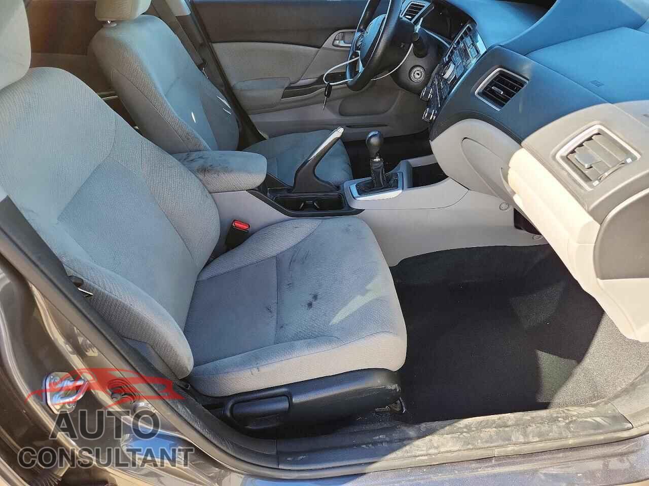 HONDA CIVIC 2013 - 19XFB2E55DE010816