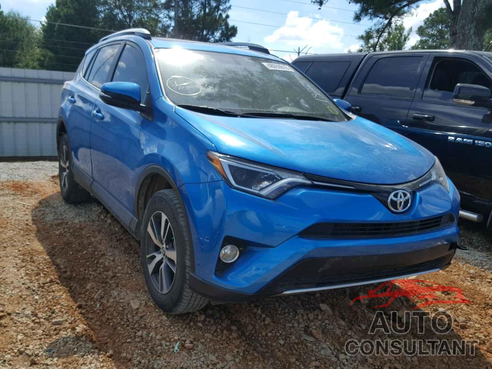 TOYOTA RAV4 XLE 2016 - JTMWFREV4GD088510