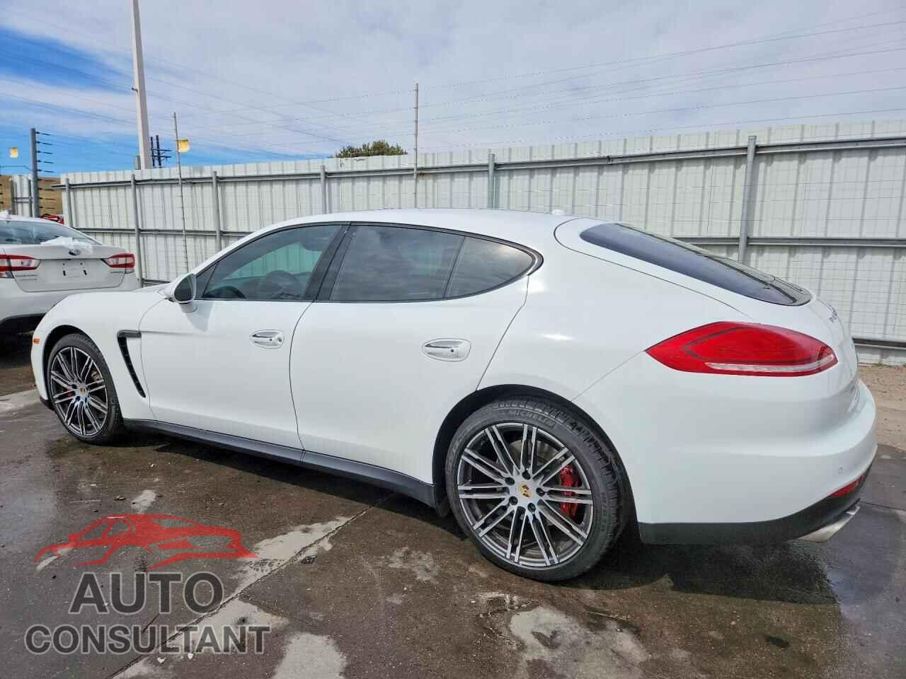 PORSCHE PANAMERA 2015 - WP0AC2A73FL070571