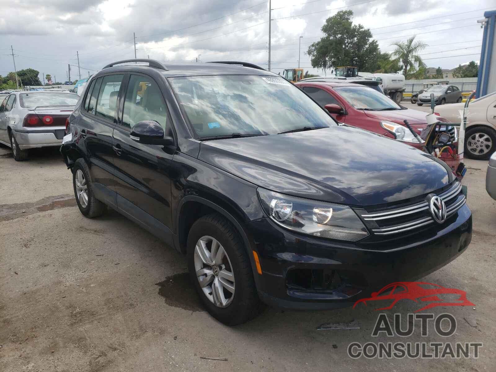 VOLKSWAGEN TIGUAN 2016 - WVGAV7AX1GW601656