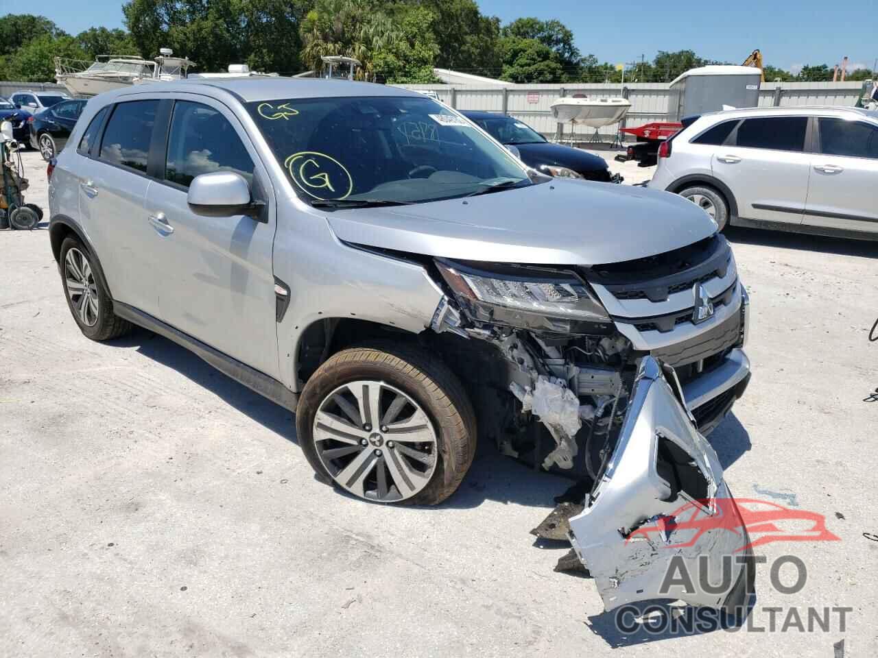 MITSUBISHI OUTLANDER 2021 - JA4APUAU3MU008241