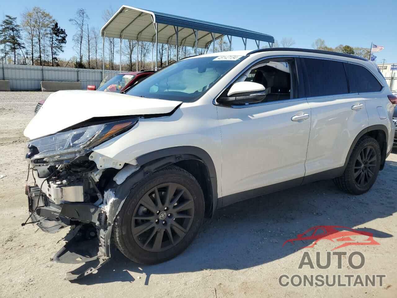 TOYOTA HIGHLANDER 2019 - 5TDJZRFH8KS606609