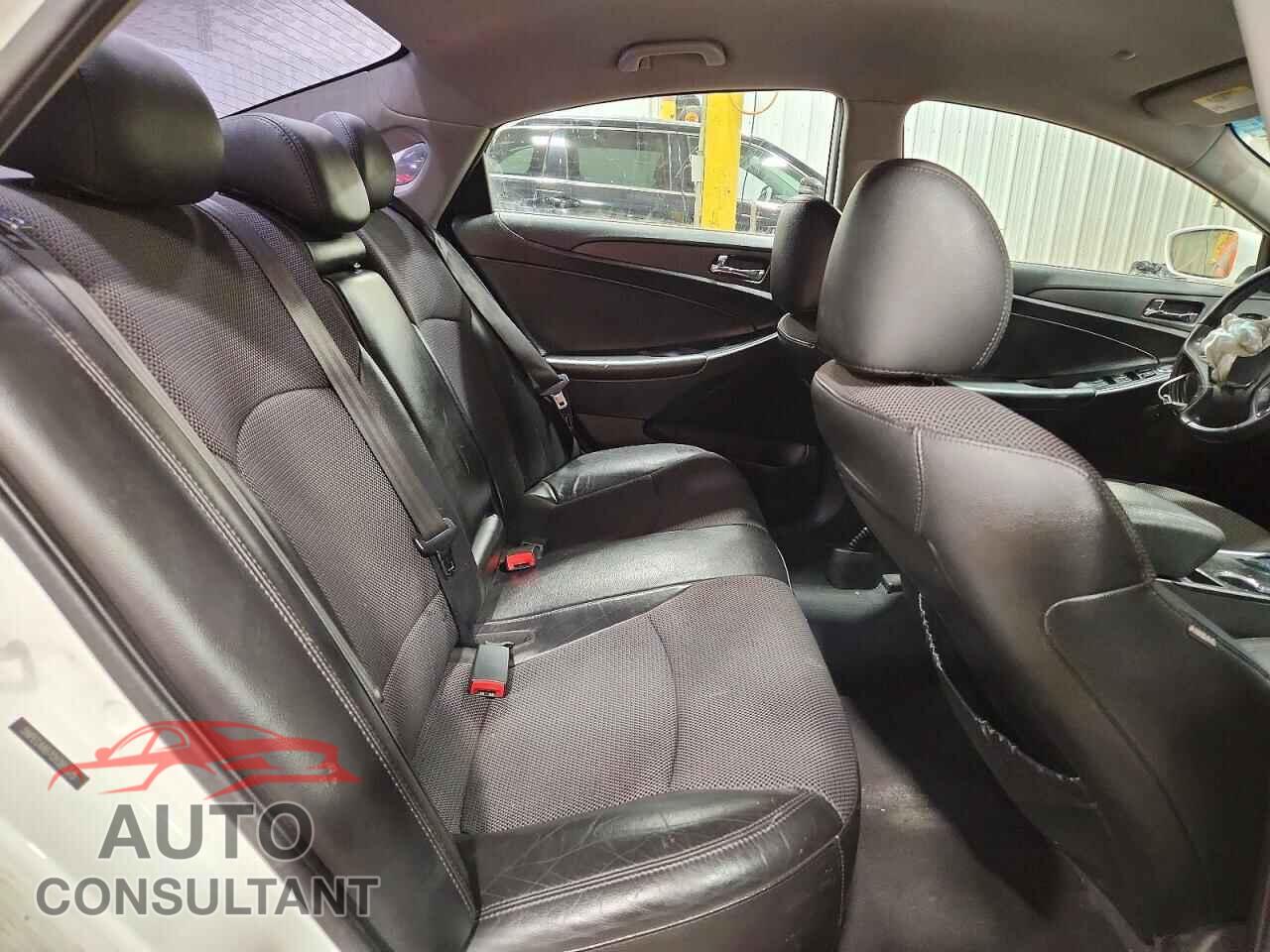 HYUNDAI SONATA 2012 - 5NPEC4AB7CH389375