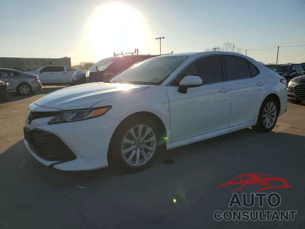 TOYOTA CAMRY 2020 - 4T1C11AK4LU320012