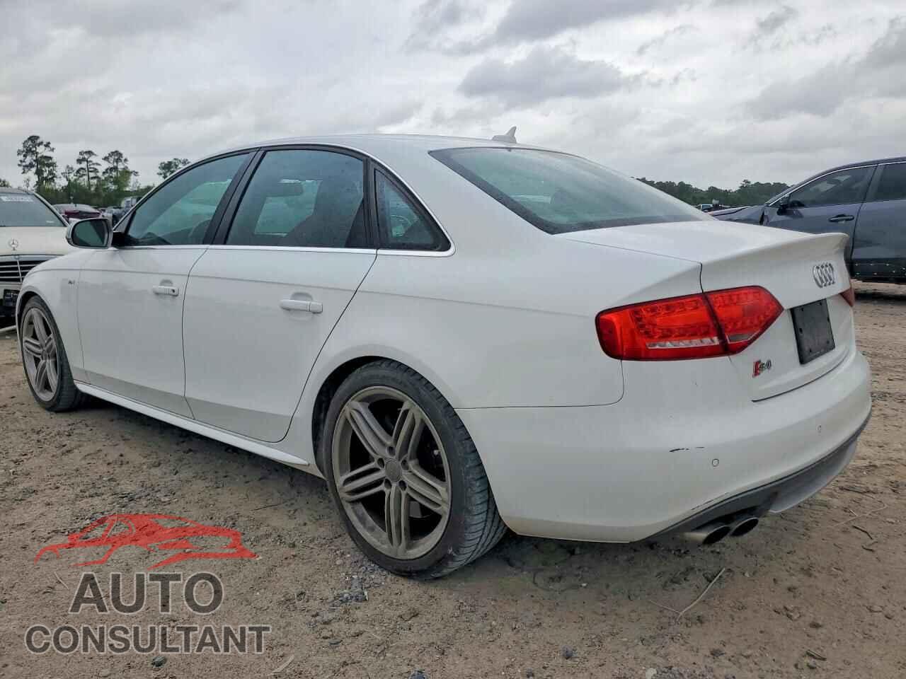 AUDI S4/RS4 2010 - WAUBGAFL6AA090212